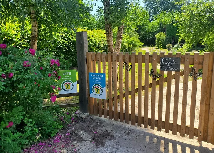 Le Jardin Des Papillons, Et D'hôtes à Fraimbault 3*